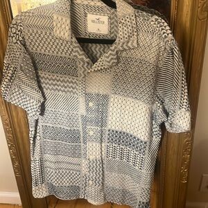 Men’s Hollister blue and white lace button up size M